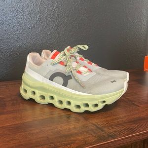 OnCloud Cloud CloudMonster.